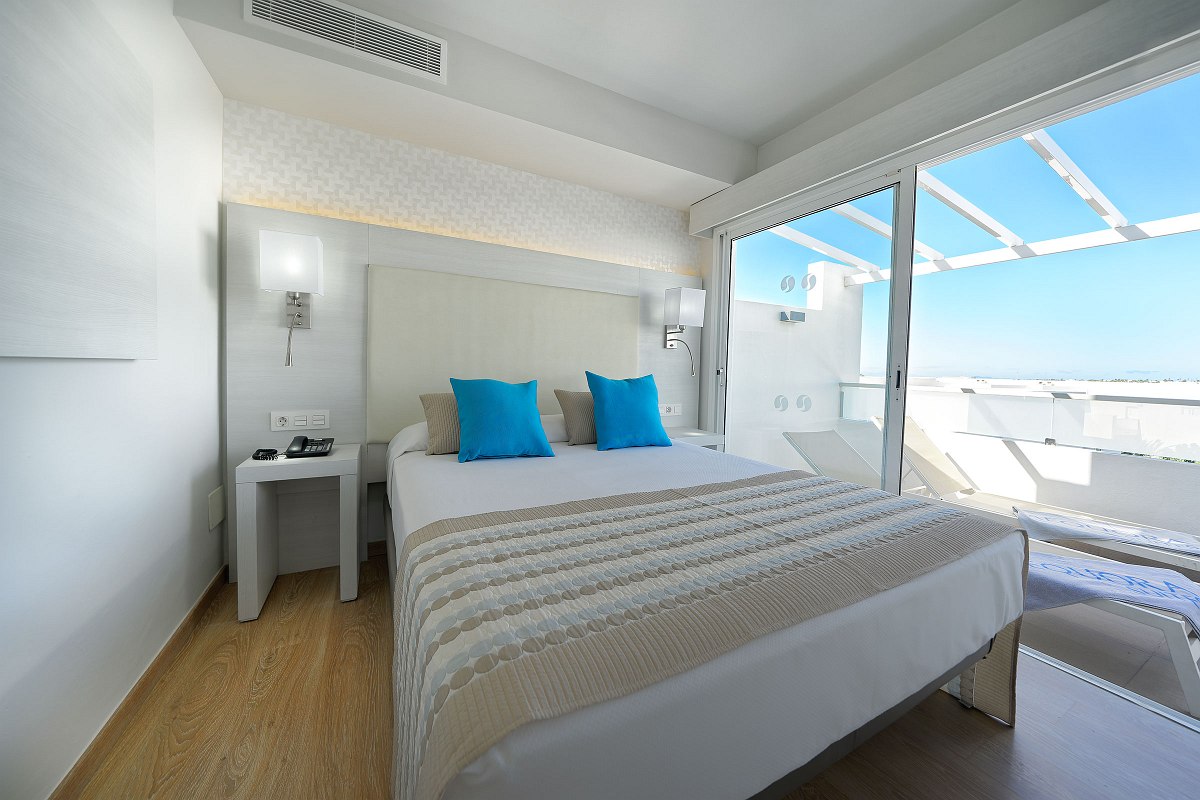 Zimmerdarstellungen im Hotel Sentido Aequora Lanzarote Suites 