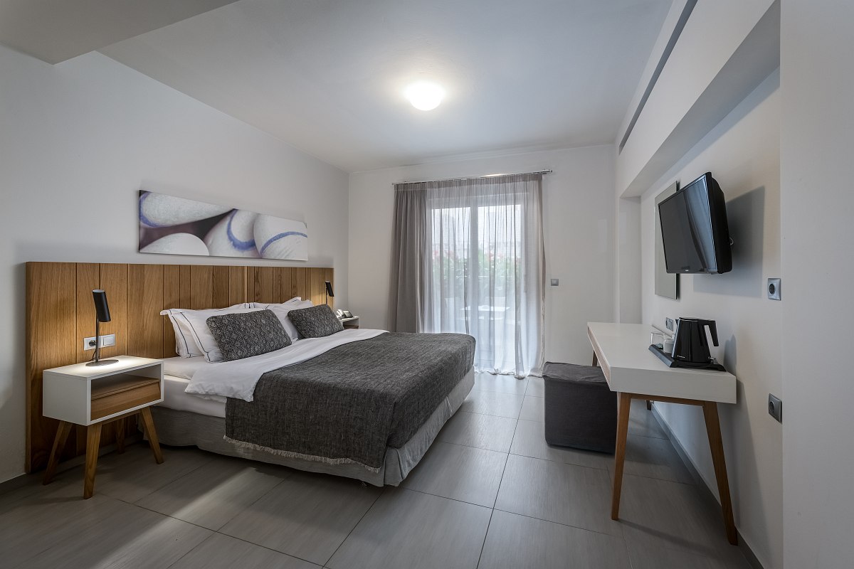 Doppelzimmer Superior im Hotel Sentido More Meni Residence & Suites