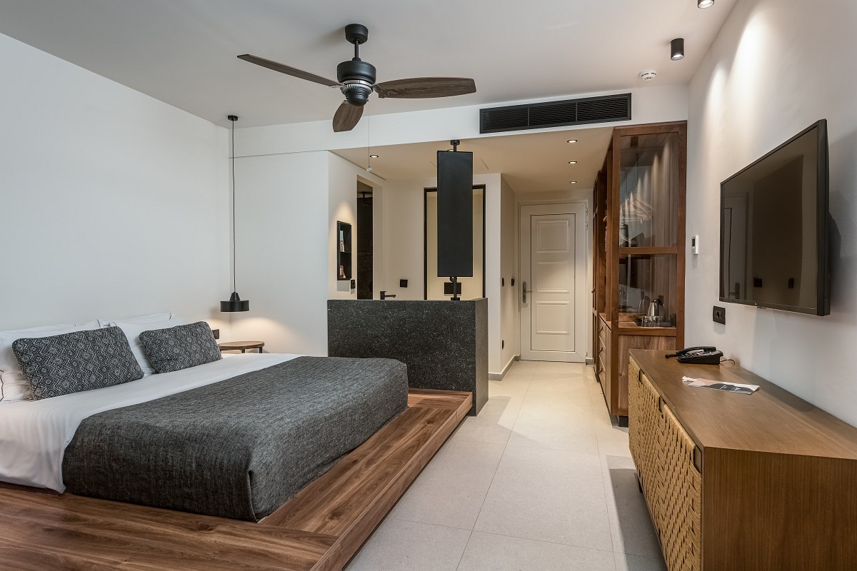 Doppelzimmer Deluxe im Hotel Sentido More Meni Residence & Suites