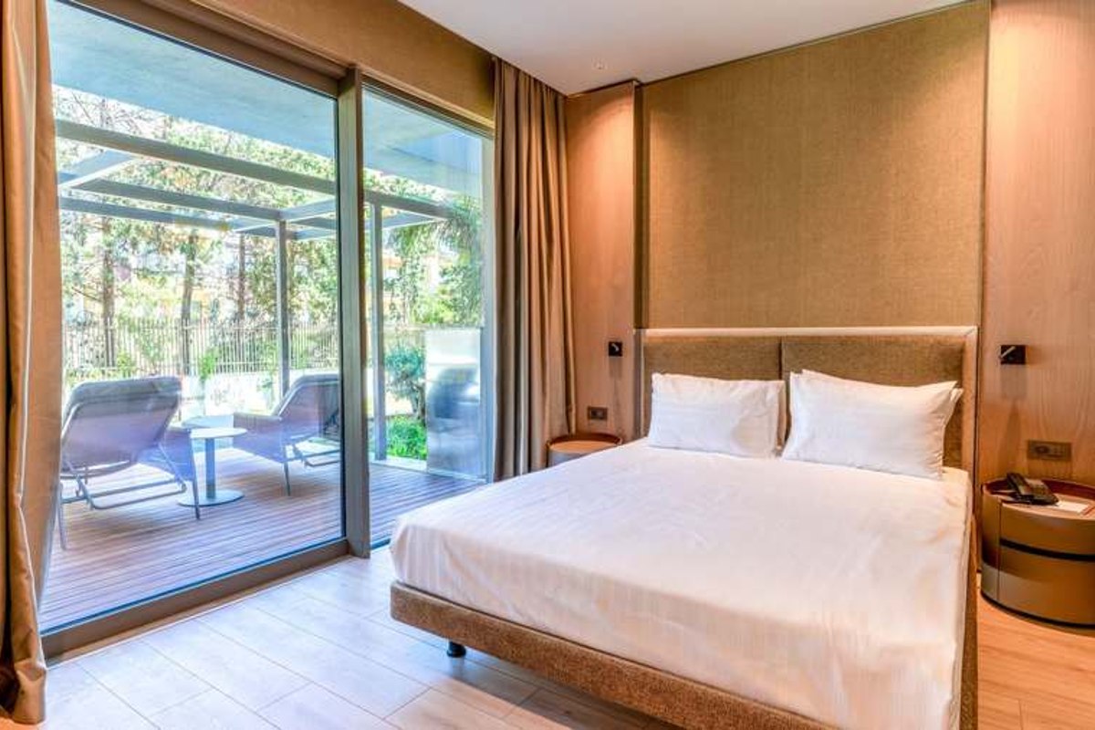 Doppelzimmer Economy mit Doppelbett und Gartenblick, Beispielbild
