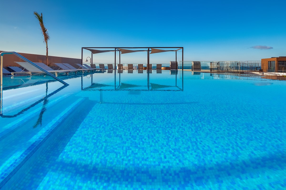 Hotel Sentido Galomar, Madeira freshwater pool