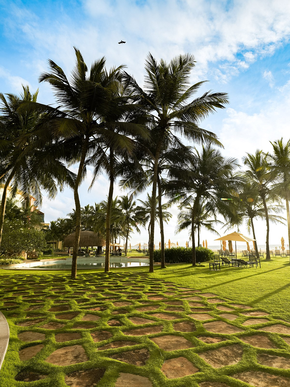 Hotel Sentido Heritance Negombo, seating by the pool