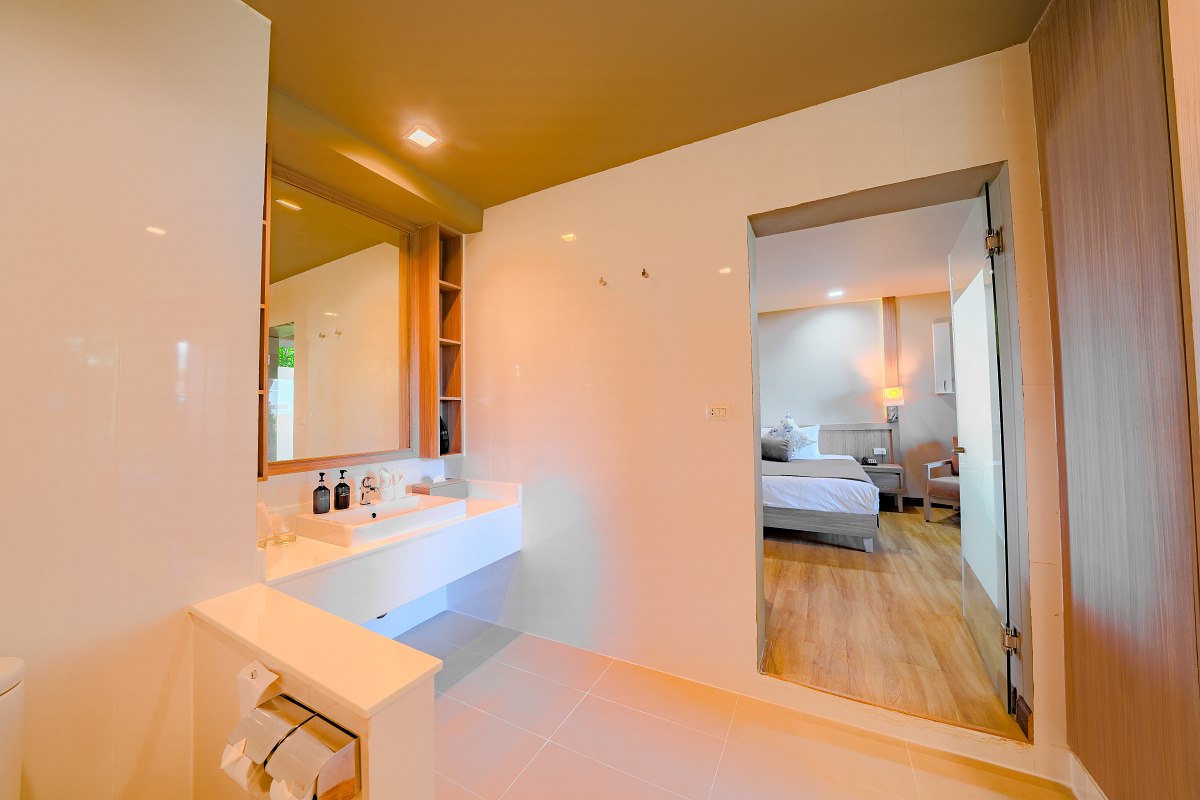 Deluxe bungalow in Sentido Khao Lak