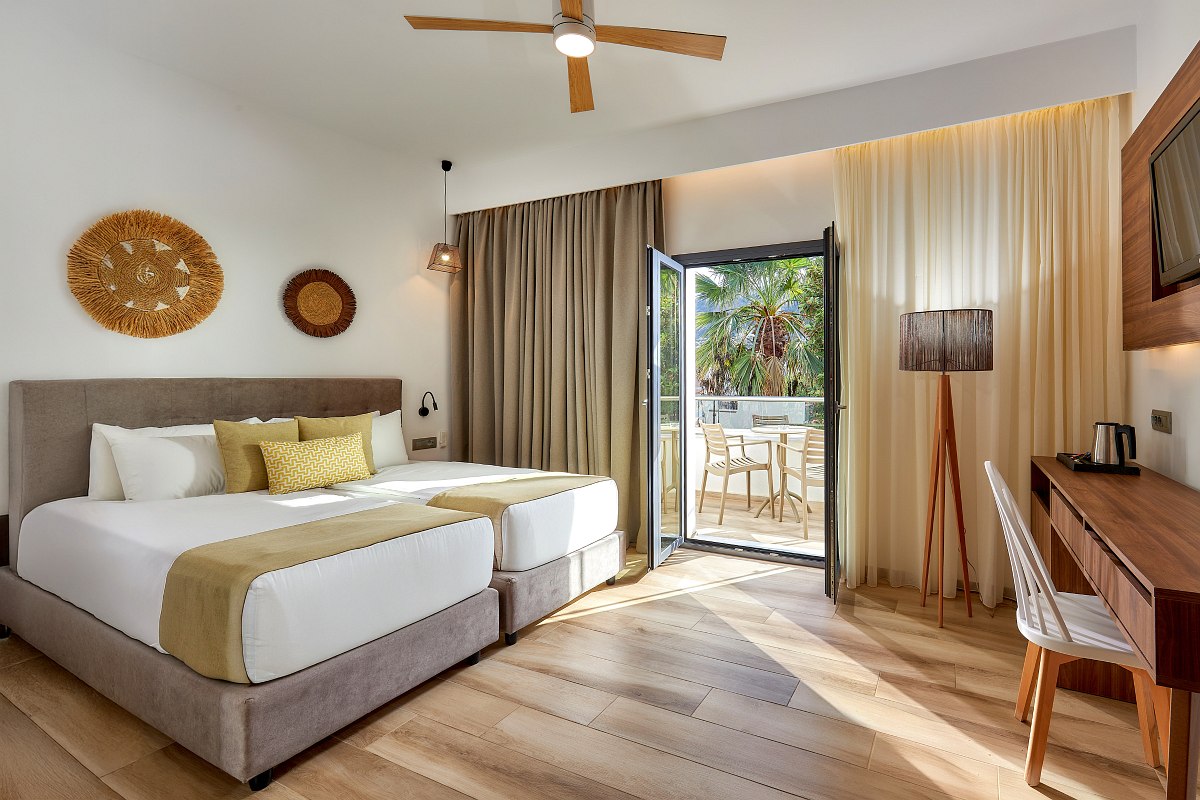 Double room garden view at Sentido Kyknos Beach