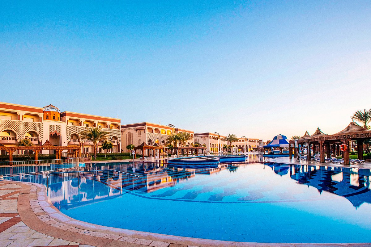 Hotel Sentido Mamlouk Palace Resort, Hurghada, Pool landscape