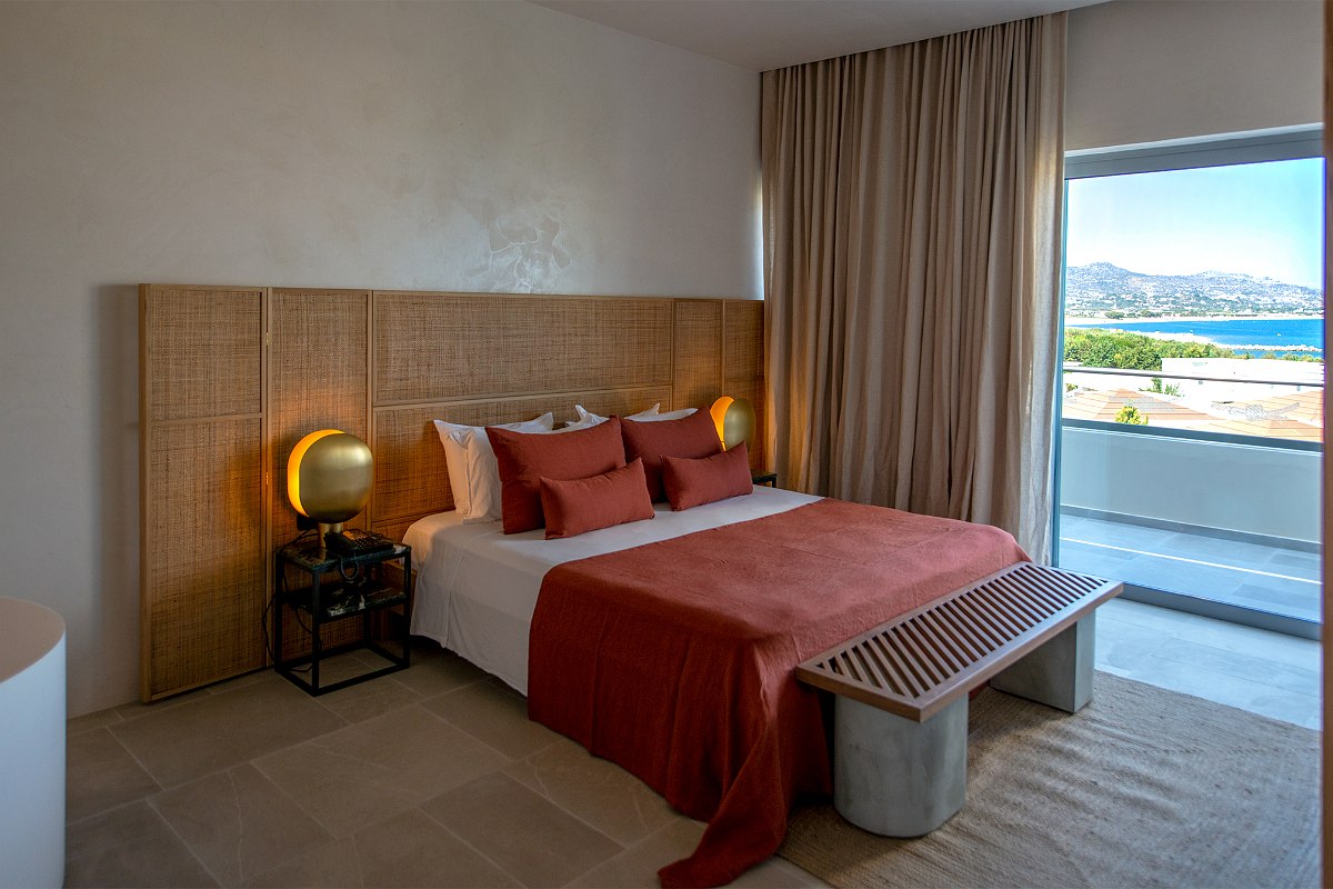 Jacuzzi bungalow room at Sentido Port Royal Villas & Spa